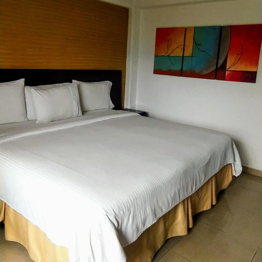 Hotel Tangara Dosquebradas Екстер'єр фото