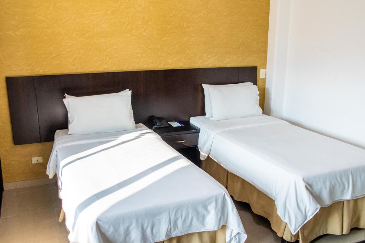 Hotel Tangara Dosquebradas Екстер'єр фото