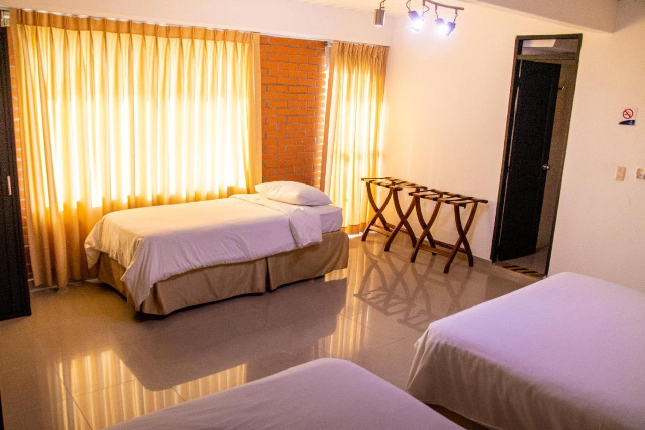 Hotel Tangara Dosquebradas Екстер'єр фото